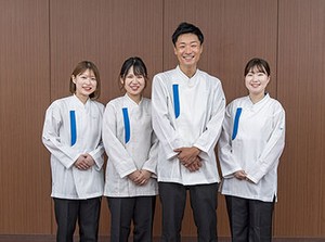 ＼充実した福利厚生あり／
制服＆シューズ貸与、有給休暇、
5年勤続でプチボーナスなど、
働きやすい環境を整えていますよ♪