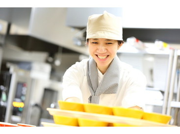 主婦（夫）さん・フリーターさんが活躍中！
落ち着いた雰囲気の中、あなたらしくのびのびと働けます！