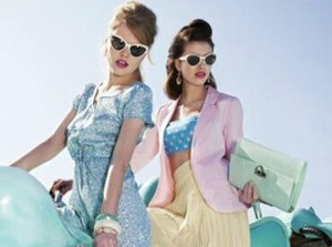 ﾟ*｡☆ NEWスタッフ募集 ☆。*ﾟ
大人エレガントアパレル
嬉しい制服貸出アリ！余計な出費なし
ノルマなしで未経験でも安心♪