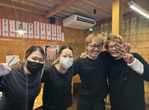 ＼バイトデビュー大歓迎！／
"初めてのバイト"に♪春の新入生も大歓迎◎
元気に「いらっしゃいませ！」と言えればOK