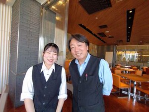 山小屋みたいなあったかいレストラン♪
ハンバーグやオムライスなど、
本格洋食がサービスエリアで楽しめちゃう！