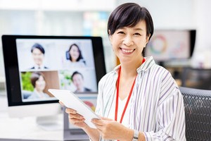 薬院駅スグの綺麗なオフィスビル！40代～50代中心☆ミドル層の女性活躍中♪
平日のみの勤務OK！