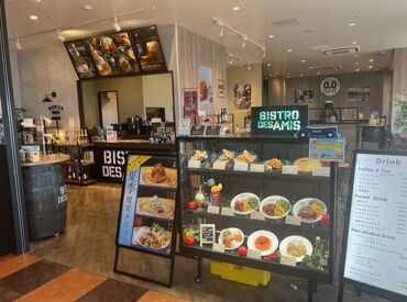 7月20日～8月31日の短期募集です！
飲食店で働くのは初めて。という方でも大歓迎♪カンタン業務◎
