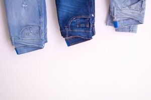 ﾟ*｡☆ NEWスタッフ募集 ☆。*ﾟ
10～30代の幅広い年代が活躍中！
未経験からスタートもOK！
制服貸出あり
髪色・ネイル自由♪