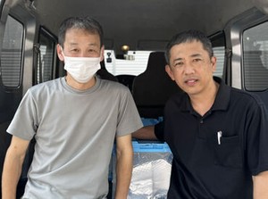こんなにアットホームな会社みたことない！！ってぐらい仲良く働いています◎
持ちつ持たれつでみんな助け合って仕事してます♪