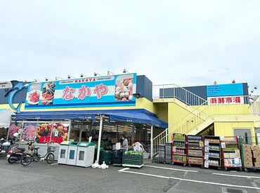 8時～12時の午前中の時間帯だけ！
品出しや陳列、商品の補充など
コツコツ業務をお任せします◎