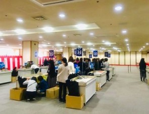 <ファミリーブランドセール>での搬入搬出/販売◎
期間内で単発勤務もOK！
駅近の吹上ホール♪
交通費も支給♪