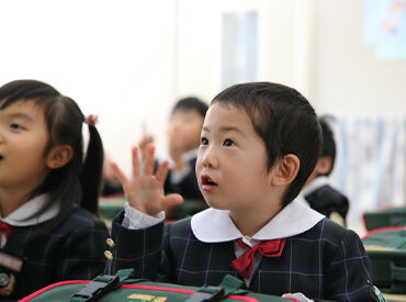 特別な資格がなくてもOK！
子どもたちに「できた！」を増やしてあげてください！
成長を側で感じら�れる楽しいお仕事です◎