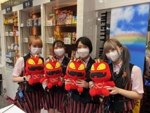 駅チカで制服までかわいい…!?
通勤もラクチンだし、制服が着たくてシフトイン★
未経験歓迎！応募理由は何でもOK♪