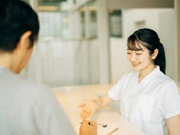 キレイな環境で働くことが出来る点も魅力です◎
大型ショッピングモールに入っているので勤務後お買い物もできます♪