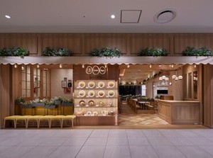 ★フリーター大歓迎★
飲食店が初めてという方も
副業として働きたいという方もOK！
充実の研修と教育制度でキャリアアップも◎