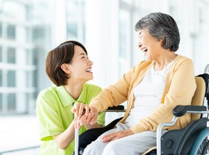 ≪資格がなくても応募OK！≫
入社時は、未資格でも…
資格支援で取得していただきます♪
⇒費用は会社が全額負担します！！