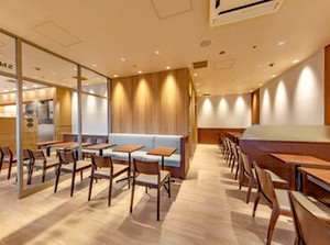 セルフStyleのオシャレなカフェです♪
未経験スタートしたい方も大歓迎！