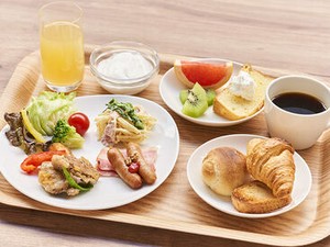 ホテルでの勤務経験は不問！
オシャレな内装が特徴◎
初めての方もしっかりお教えいたします！