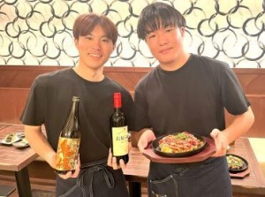 駅チカでふらっと立ち寄れる、居心地のイイお店★
顔なじみのお客さんも多くて、楽しく働ける!!