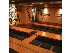 駅からスグ◎学校帰りなど通勤もラクチン！お仕事後のまかないも楽しみ♪系列店でのお食事が30%OFF特典有！