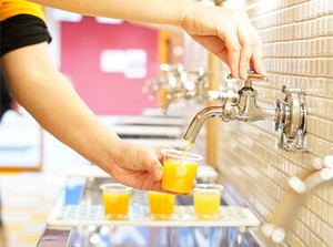 履歴書の準備は不要♪
手ぶら面接でOKです！
お友達とのご応募も可◎
気軽にご応募ください！