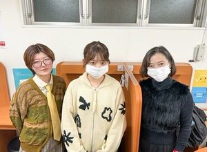 ＼先生デビュー大歓迎／
個別指導の塾で先生になりませんか？
授業の進め方や生徒の接し方など…
基本から丁寧にお教えします◎