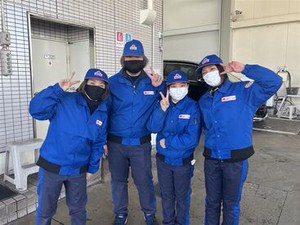 未経験さん大歓迎☆
優しい店長とあったかい仲間たちが
超魅力な職場です！◎