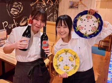 スタッフ同士も仲良く楽しく勤務できます☆
主婦（夫）・フリーター・学生さんが
幅広く活躍する明るいお店です!