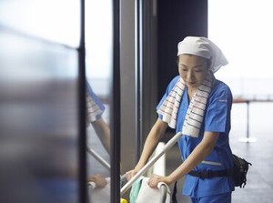 シニア世代・主婦さん活躍中！
接客はほとんどないので、久々のお仕事復帰にもピッタリ♪
まずはお気軽にご応募ください◎