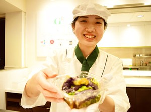 「やっぱりお客さんの笑顔が好き！」元アパレル店員、元居酒屋店員、元栄養士…そんなスタッフもたくさん！