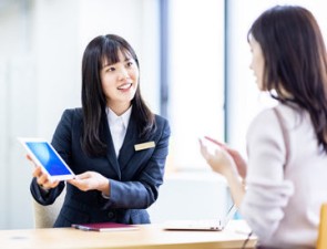 ＼履歴書不要×来社不要／
『働きたい場所がみつかる』
電話面談も可能なので、
時間を有効活用して登録ができます◎