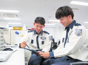 評価制度も明確◎
頑張ってくれる方はどんどん給与UP！
＜資格取得支援制度もあり＞