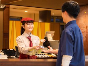 温泉やサウナに温泉入り放題！
お仕事終わりにお風呂を済ませて帰宅することも◎
髪色自由なので自分らしいスタイルで働けます♪