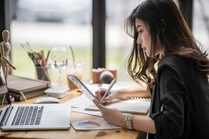 給料日を待たずに受け取れる「速払いサービス」あり！充実の福利厚生が自慢です★