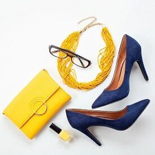 ﾟ*｡☆ NEWスタッフ募集 ☆。*ﾟ
オシャレシューズセレクトショップ
20代〜40代男女STAFF活躍中◎
長期勤務できるお仕事♪