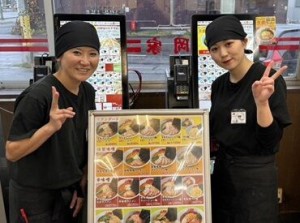 ＼山岡家ファン必見／
1食330円！スタッフ割引でお得に食べられます！
お腹いっぱいで帰宅できちゃう◎