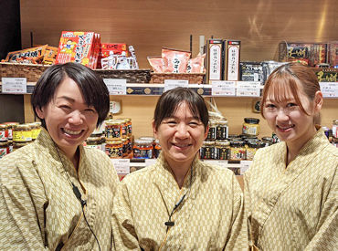 ほとんどのスタッフが未経験からのスタートでした★
優しい先輩ばかりだから、いつだって気軽に相談もできちゃいます♪