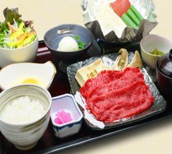 未経験者大歓迎☆
レジ業務は別の担当者が行うため、ホールのお仕事に専念できる♪