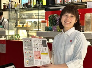 ＼未経験の方も大歓迎／
接客のことやコーヒーのこと…
イチから丁寧にお教えします♪
カフェバイトデビューに最適★