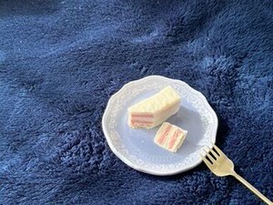 「食品販売に興味がある」
「甘いものが好き」
「人と関わることが好き」
そんな方はぜひご応募ください♪