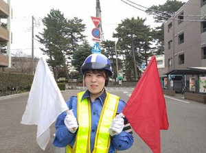 ＼週1～フル出勤も！／
夏は楽しいイベントが多い分、仕事も増える♪
たくさんシフトに入れるから、たっぷり稼げちゃいますよ◎
