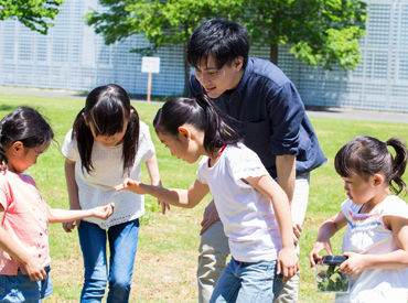 ≪志望動機は何でもOK♪≫
「子どもが好きだから」 
「将来小学校の先生になりたいから」etc.
※写真はイメージ