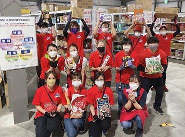 ＼見た目は自由！／
服装・髪型&髪色・ピアス・ネイルなど、働きやすければ自由にOK♪
私服だから通勤もラクラク！