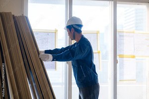 20～50代の男性スタッフ活躍中！
プライベート優先で、とにかくガッツリ稼ぎたい…など、
1人1人に合った働き方が可能です！