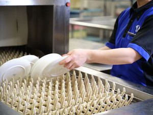 コツコツ＆もくもくとお仕事！
お客様の前に出ることもほとんどないので、
シャイな方でも大歓迎です◎