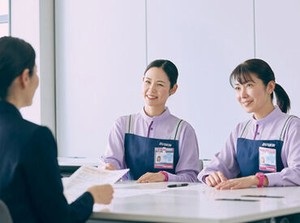 ＼座学研修あり／
仕事内容、マナー、トラブル時の対応について楽しく学ぶ講習です♪
研修後も丁寧にサポートするから安心！