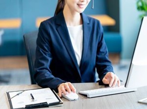 WEBで簡単登録！
お仕事スタートまでに必要なスキルや経験は一切ありません♪
そのままのアナタで高時給がGETできます◎