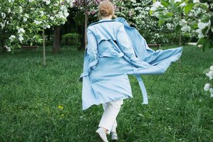 ﾟ*｡☆ NEWスタッフ募集 ☆。*ﾟ
アパレル販売経験がある方歓迎
30～50代女性STAFF活躍中♪
駅チカで通勤ラクラク