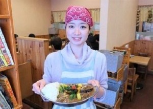 女性staff活躍中♪
先輩たちがしっかりフォローするので、
わからないことは何でも聞いてくださいね!!