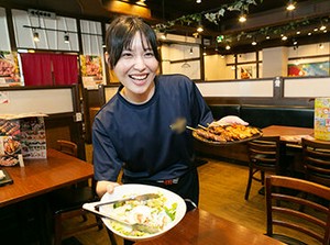 ＼ランチタイムで大募集♪／
空いている時間に少しダケ…
掛け持ちでしっかり…
どちらの働き方ももちろんOK★
