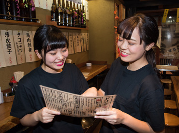 ＜初バイトさんもWelcome＞
スグに覚えられるお仕事ばかり♪
イチから丁寧に教えるので安心◎
一緒に楽しくバイトデビュー☆