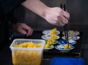 ◆簡単な調理メイン◆
温める、和える、盛り付けなどが中心です。