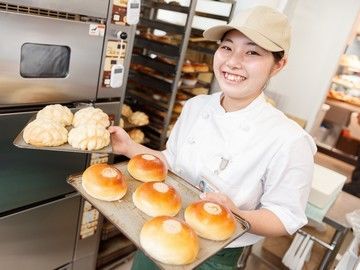 車・バイク・自転車通勤OK！働きやすい日中の時間帯だから家事や子育てとの両立も◎
シフトはお気軽にご相談ください♪