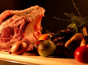 ★フリーター大歓迎★
飲食店が初めてという方も
副業として働きたいという方もOK！
充実の研修と教育制度でキャリアアップも◎